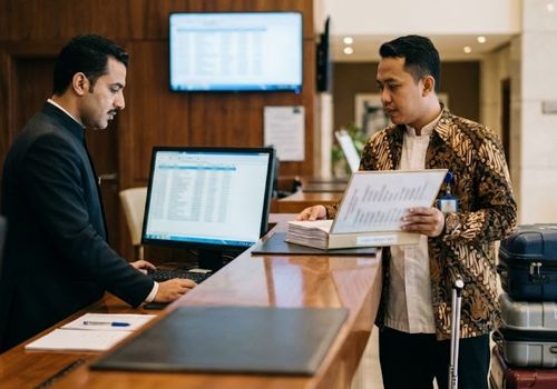 travel umroh booking hotel di makkah madinah
