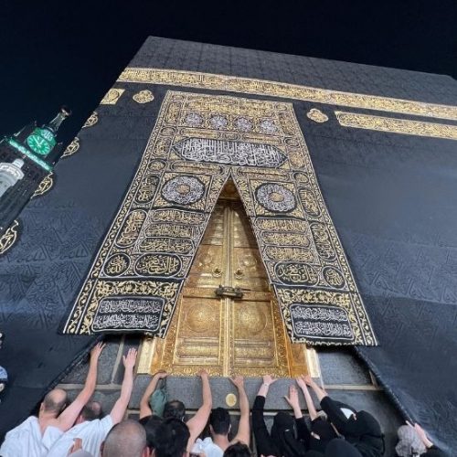 pengalaman spiritual jamaah umroh di ka’bah